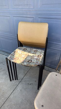 Chairs 15$ each