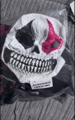 Men’s sinister jester costume