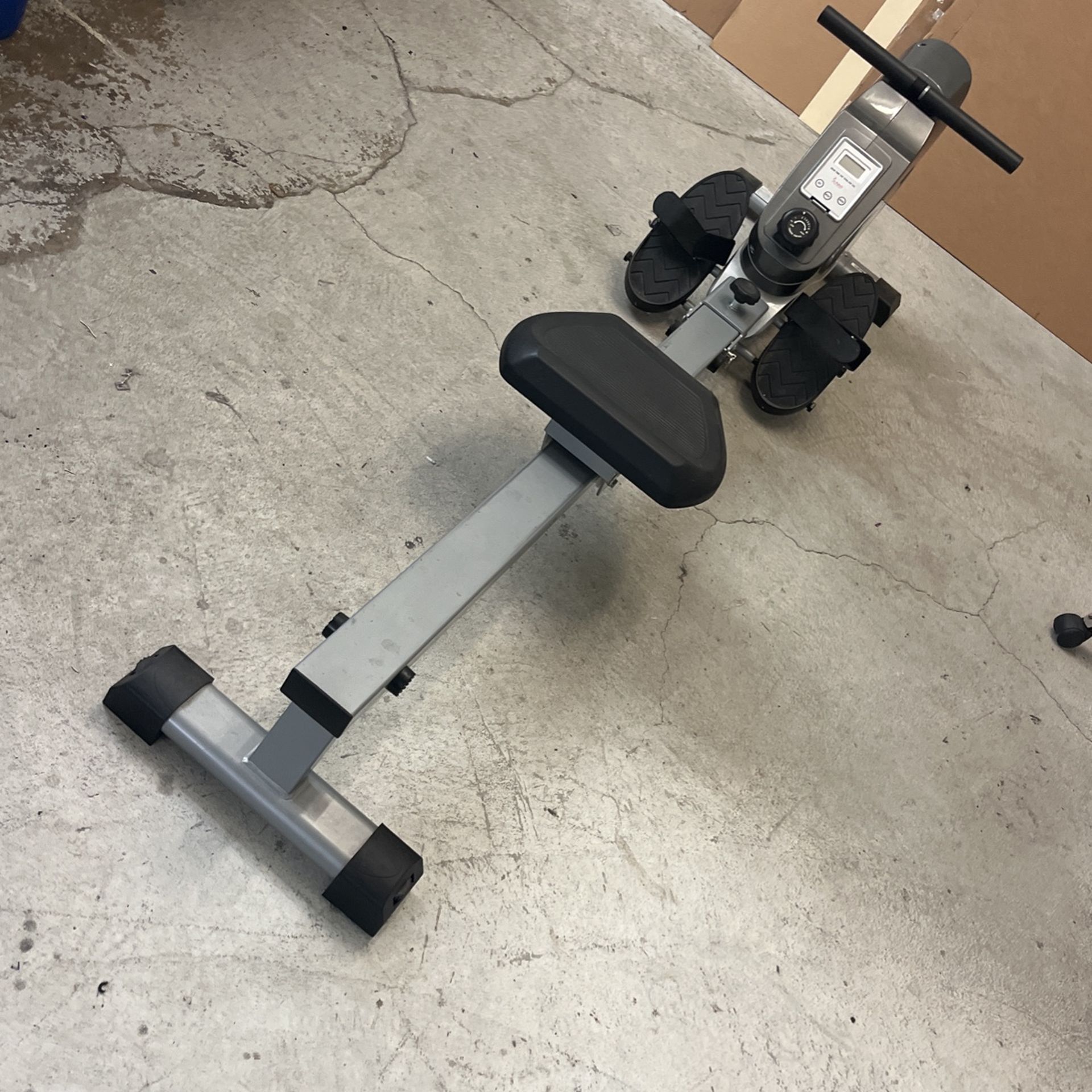 Sunny Rowing Machine