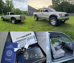 Pristine Tacoma SR5 4×4