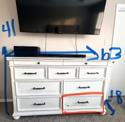 Dresser