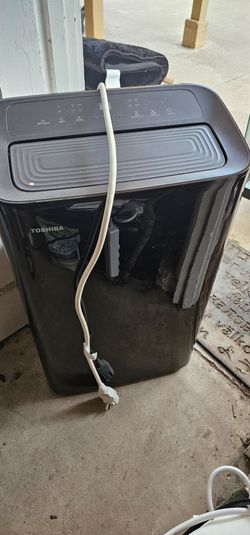 Toshiba Portable Air Conditioner (A/C) 10,000 BTU