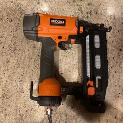 Pneumatic 16-Gauge 2-1/2 in. Straight Finish Nailer with CLEAN DRIVE Technology