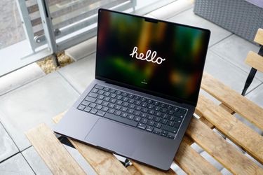 🛡️ Apple’s Best for Less – MacBook Pro 14 inch M4 Pro Now Just $1 Down and the rest later 💼✨