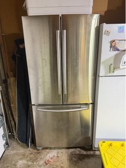 Samsung refrigerator and freezer