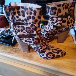 Leopard Heel Boots 