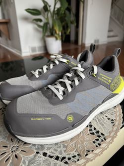 Keen Shoes // Composite Toe // Size( 9D)