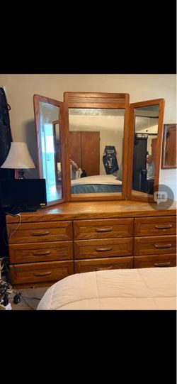 Vintage solid oak Tri-fold mirror with 9 drawer dresser set