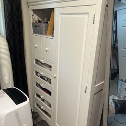 Armoire Dresser