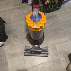 Dyson Ball Vacuum 