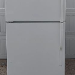 GE...REFRIGERATOR 