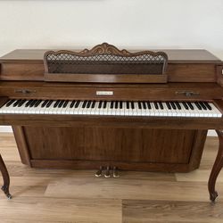 Piano- Baldwin