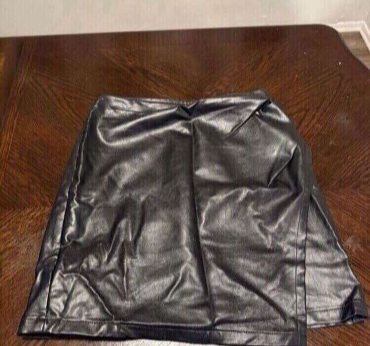 Cider Black Leather Skirt