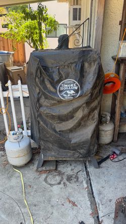 Dyna-Glo Wide XL Smoker, cover, tanks