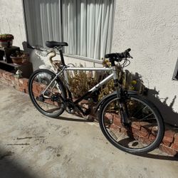 HKEK Mountain Bike - medium 