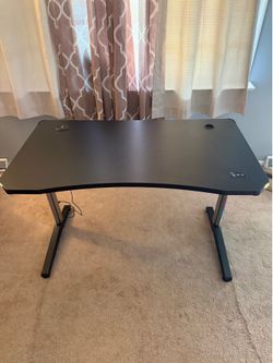 E-WIN Nexus Lucis RGB Gaming Desk Bundle