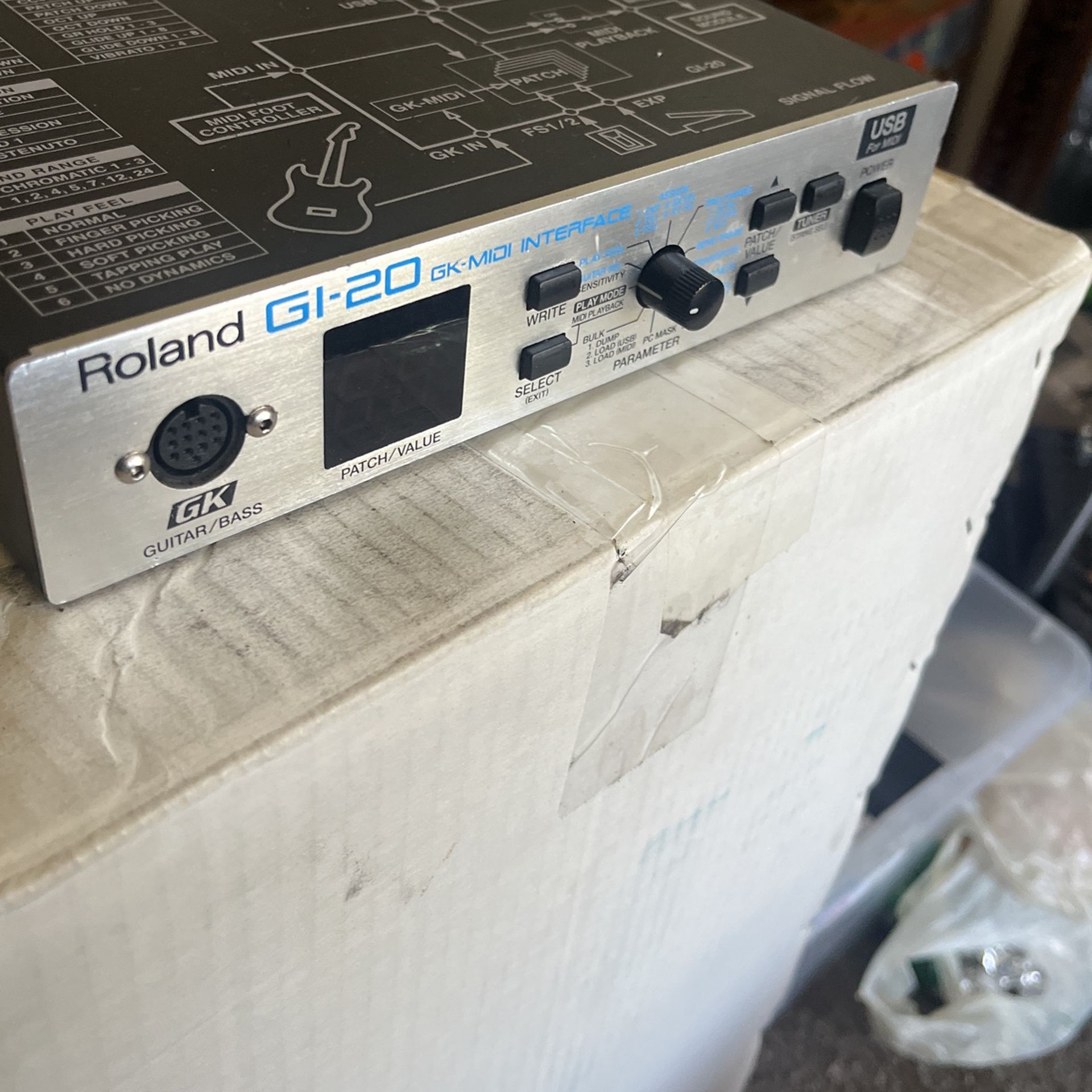 Roland GI-20 GK- MIDI Interface 