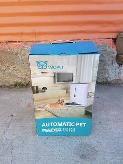 Wopet automatic pet feeder (New)