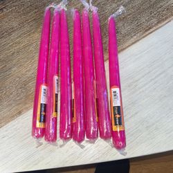 7 Hot Pink Candles