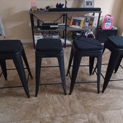 Bar Stools (4 $20 each) 