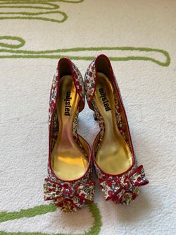 Flower heel size 6.5