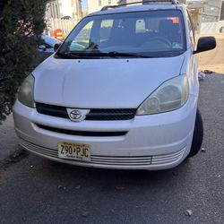 2005 Toyota Sienna