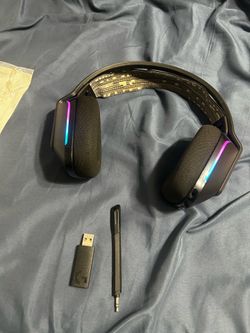 Logitech G733 LIGHTSPEED Wireless RGB Gaming Headset