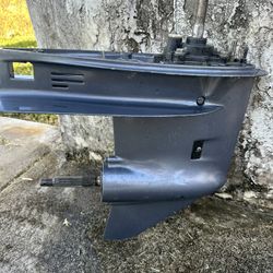 Yamha Lower Unit 4 Stroke  Not Sure Of Year I Think It Came Of A 40 Hp