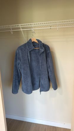 Uniqlo Gray Fluffy Fleece Jacket - Men’s Medium
