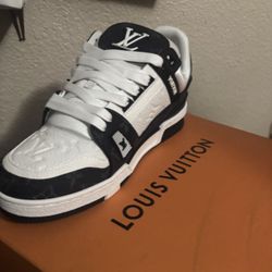 LV Trainer Sneaker