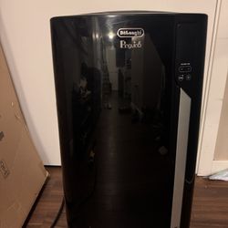 Delonghi Portable Air Conditioner 12500BTU