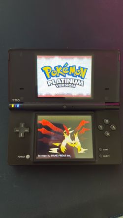 Black DSI with 30+ games and stylus