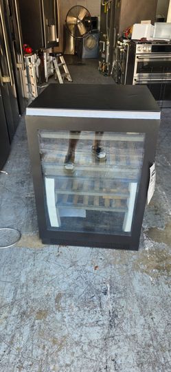 NEW VINTEC WINE COOLER DOUBLE ZONE 44 BOTTLES