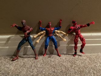 3 Spider-Man Action Figures 