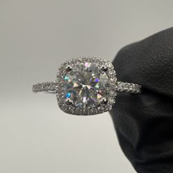 VVS1 Silver Moissanite Engagement Ring Square Halo 1.0ct