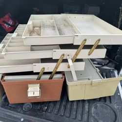 JUMBO VINTAGE PLANO 747 TACKLE BOX