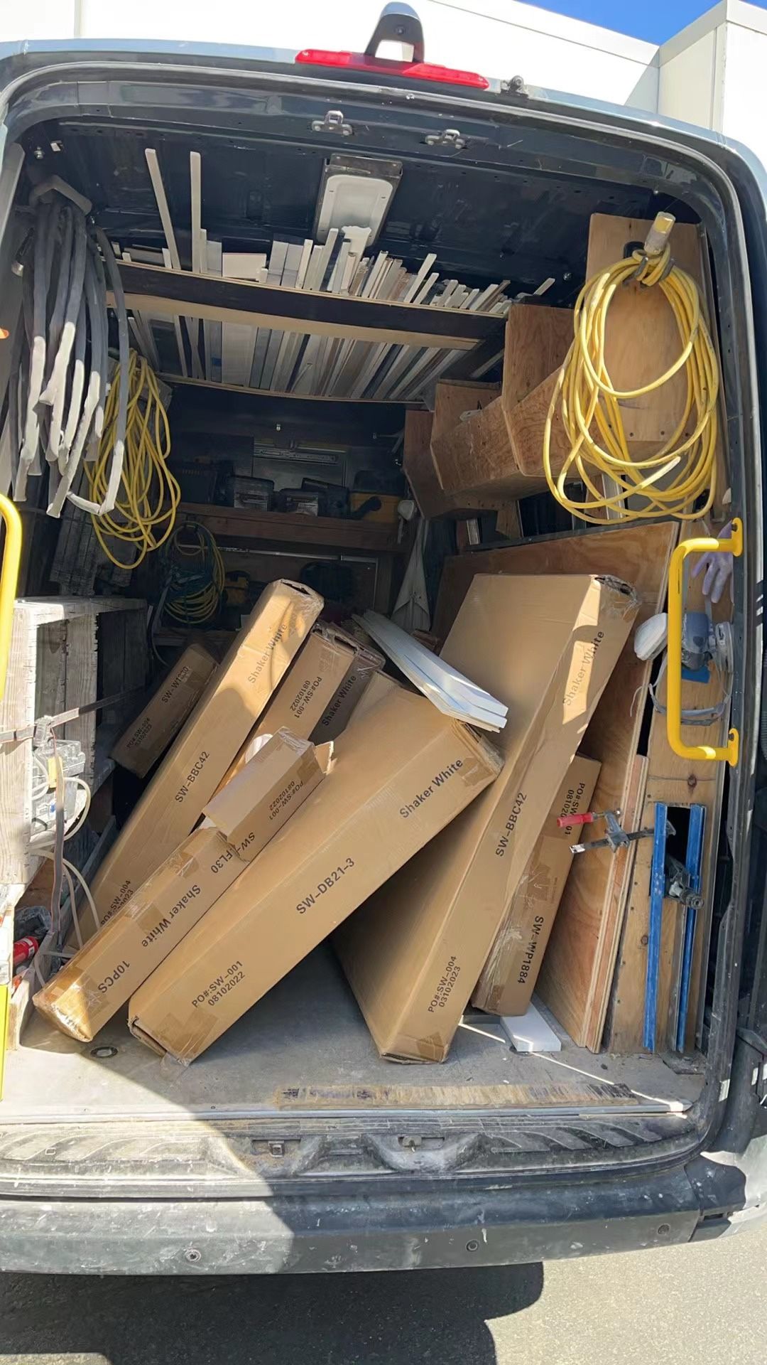 On Sale Shaker White Kitchen Cabinets