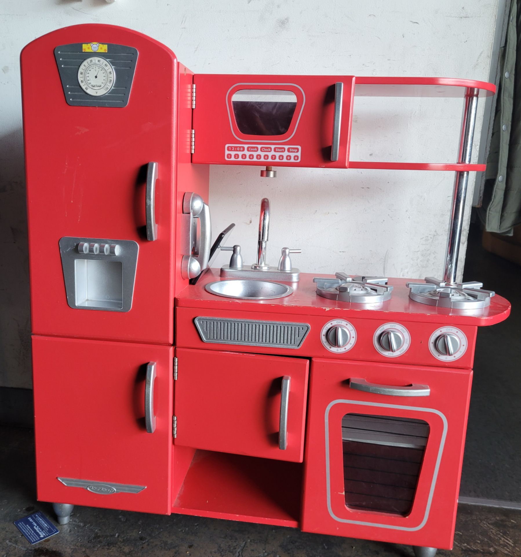 Play Kitchen