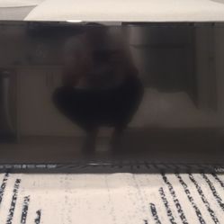 Sony VIZIO Tv With Wall Mount And Chromecast