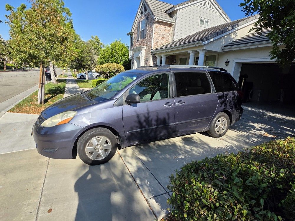 2006 Toyota Sienna