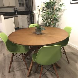 Dining Table and 4 Chairs Set