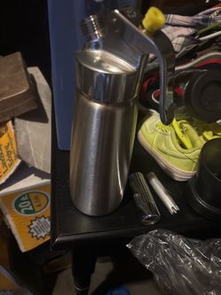 Whipped cream dispenser new