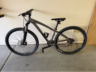 Diamondback Overdrive 29.1 Mountain Bike - 29" Wheels / Disc Brakes