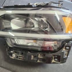 Ram 2500 Headlight 2020 2021 2022 2023 2024  Part O $450
