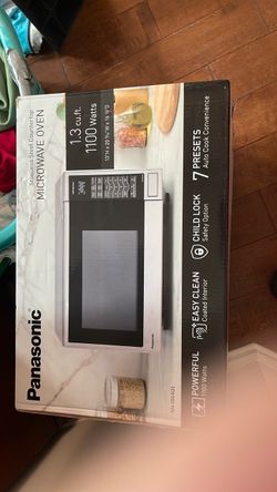 Microwave Panasonic new in box