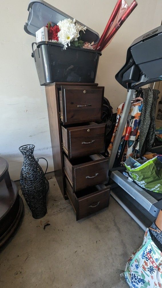 Large 4 Drawer Filing Cabinet With Lock 