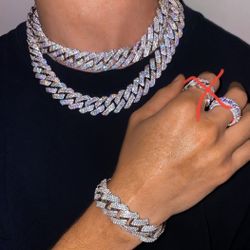 Chain And Bracelet 16MM Gold Plated Doesn't Loses Color