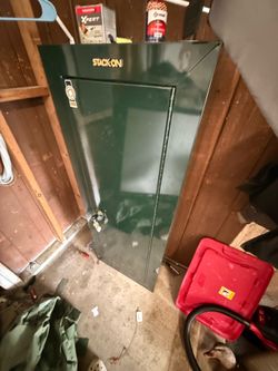Gun cabinet
