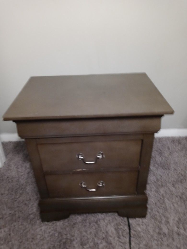  2 Drawer End Table