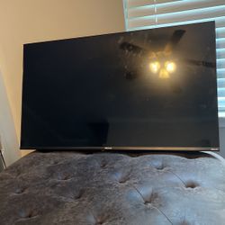 Hisense 40” TV